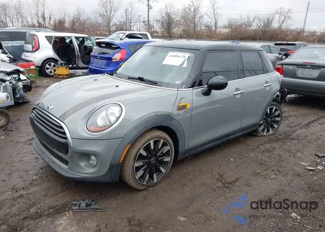 2016 Mini Hardtop Cooper z USA, uszkodzony, nr VIN WMWXU1C56G2D12029